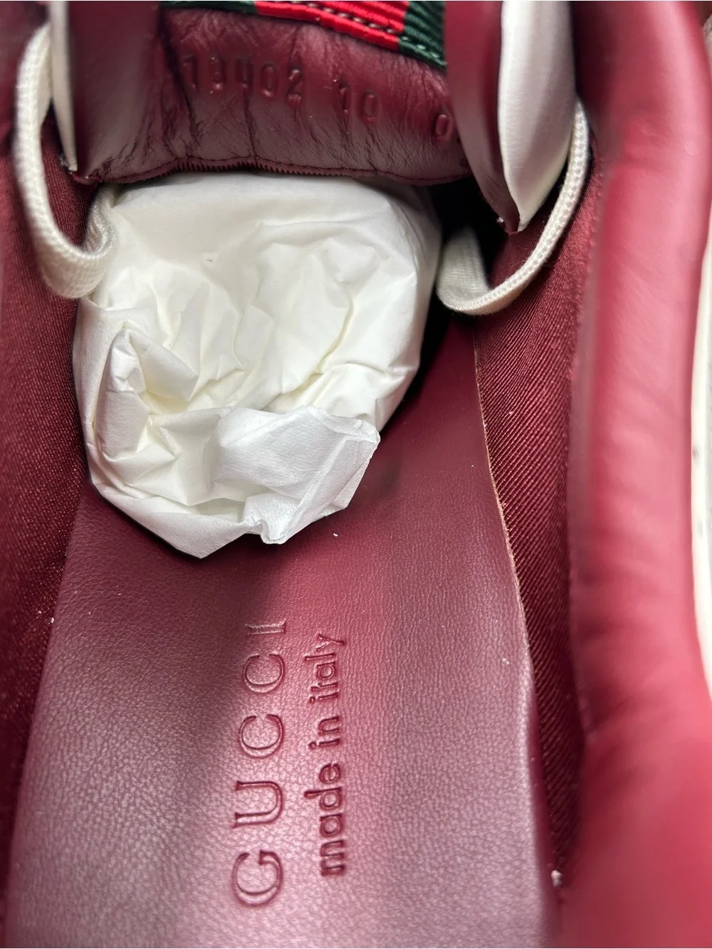 Gucci leather sneakers